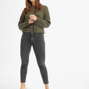 Everlane Mid-Rise Skinny Jean